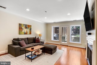 3221 11th St NW Unit 1, Washington, DC 20010