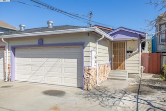 2540 E 16th St Unit 2, Oakland, CA 94601