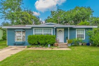 714 Macgregor Dr, Grand Prairie, TX 75050