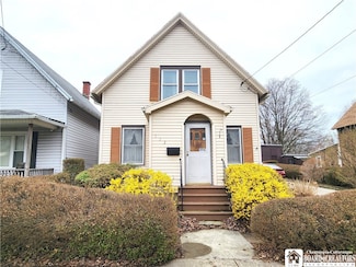 133 Nevins St, Dunkirk, NY 14048