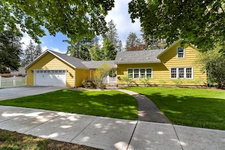 628 I St, Cheney, WA 99004