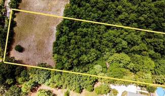 19 Whispering Pines Rd, New Waverly, TX 77358