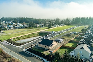 989 NW Shire St, Oak Harbor, WA 98277