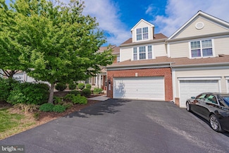 1835 Emerald Dr, Orefield, PA 18069
