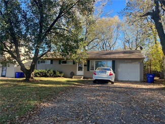 6307 E 149th St, Grandview, MO 64030