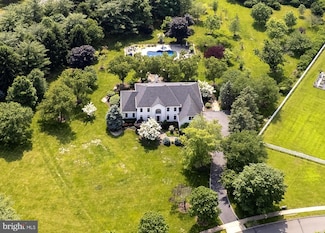 162 Updikes Mill Rd, Belle Mead, NJ 08502