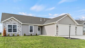 14129 Copper Strike Pass, Fort Wayne, IN 46845