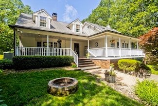 60 Daniel Shays Hwy, Pelham, MA 01002