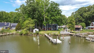 819 Elm Dr, West River, MD 20778