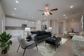 1720 Summerlyn Terrace Dr, Houston, TX 77080