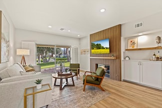 127 Desert Falls Ct, Palm Desert, CA 92211