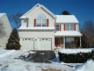 4005 Pine Ln, Schwenksville, PA 19473