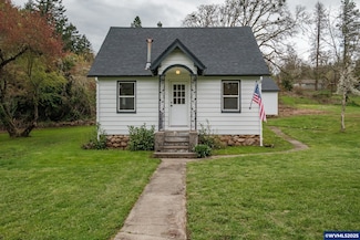 30683 Spring St, Lebanon, OR 97355