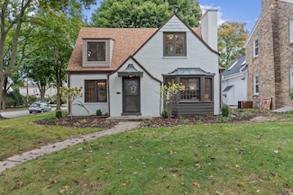 2578 N 88th St, Milwaukee, WI 53226