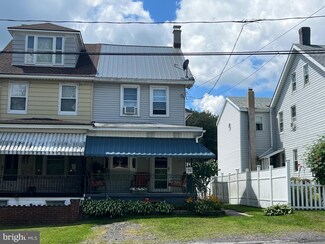 76 Lakeside Ave, Delano, PA 18220