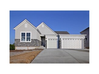 8201 N Tullis Ave, Kansas City, MO 64158
