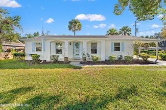 760 Sabalo Dr, Atlantic Beach, FL 32233