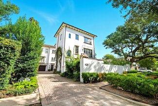 2370 Bolsover St, Houston, TX 77005