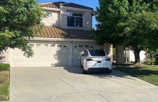 8830 Mesa Oak Dr, Riverside, CA 92508