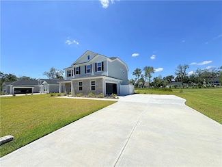 35 Fairwinds Dr, Waverly, GA 31565