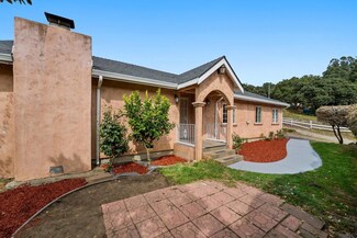39 Clausen Rd Unit A, Royal Oaks, CA 95076