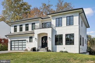 6025 Avon Dr, Bethesda, MD 20814