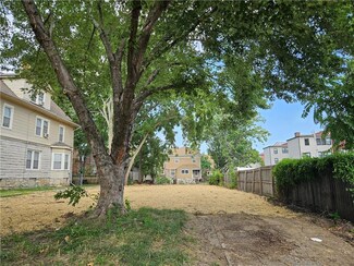 3427 Wyandotte St, Kansas City, MO 64111