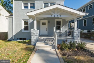 3209 Walnut St NE, Washington, DC 20018