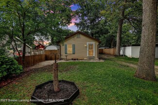 5994 Martinus St, Haslett, MI 48840