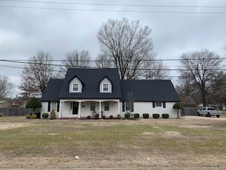 865 W North St, Piggott, AR 72454