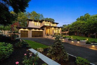 166 Paulson Rd, Waban, MA 02468