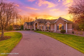 329 Joanne Ct, Bartonsville, PA 18321