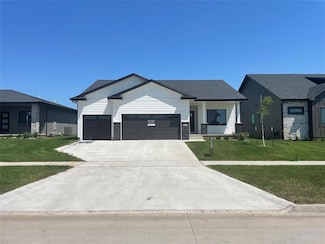 9445 NW 82nd Ave, Grimes, IA 50111