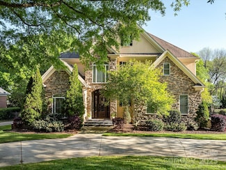 5811 Old Well House Rd, Charlotte, NC 28226