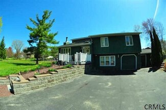 7 Garnsey Rd, Rexford, NY 12148