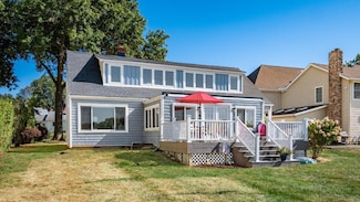 955 Lakeshore Dr E, Hebron, OH 43025