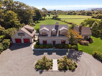 228 Indian Ave, Middletown, RI 02842