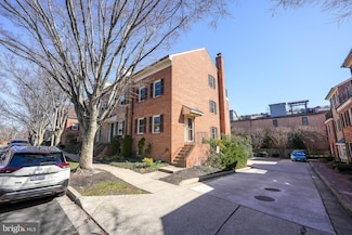 1135 N Taylor St, Arlington, VA 22201
