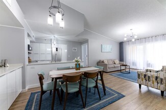 120 Yacht Club Way Unit 304, Hypoluxo, FL 33462