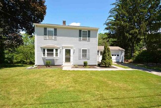 15 Faculty Rd, Durham, NH 03824