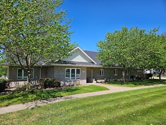 322 S Temple St, Osceola, IA 50213