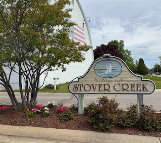 13435 Creekside Ln, Charlevoix, MI 49720