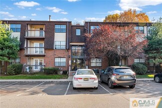 1607 Green Hollow Dr, Iselin, NJ 08830