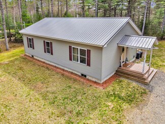 11 Woodpecker Ln, Otis, ME 04605