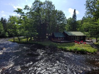 99 Deer Hollow Rd, Forestport, NY 13338