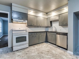 4221 NW 15th St, Oklahoma City, OK 73107