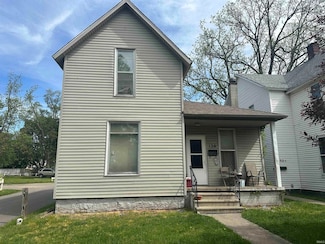 136 W Garfield Ave, Elkhart, IN 46516
