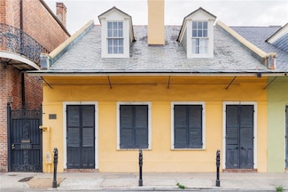 1031 Chartres St, New Orleans, LA 70116