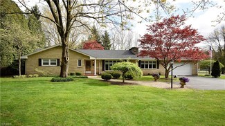 1407 Mount Everett Rd, Hubbard, OH 44425