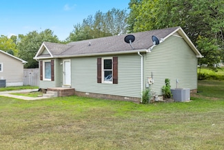 104 Cofer Dr, Springfield, TN 37172